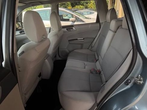 Used 2013 Subaru Forester 2.5X Premium w/ All-Weather Pkg AWD/4WD image 14