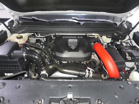 Used 2016 GMC Canyon SLT w/ Driver Alert Package image 11