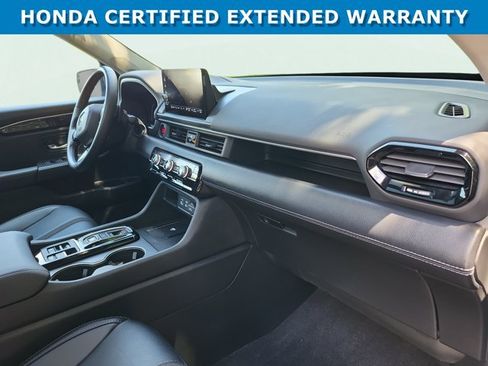 Certified 2025 Honda Pilot Touring image 23