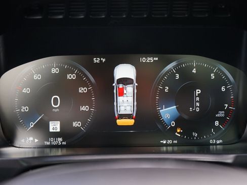 Used 2018 Volvo XC90 T6 Momentum w/ Convenience Package image 24