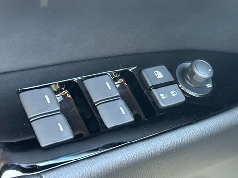 New 2025 MAZDA CX-5 AWD 2.5 S w/ Preferred Package image 17