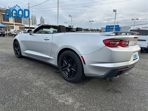 Used 2019 Chevrolet Camaro LT image 34