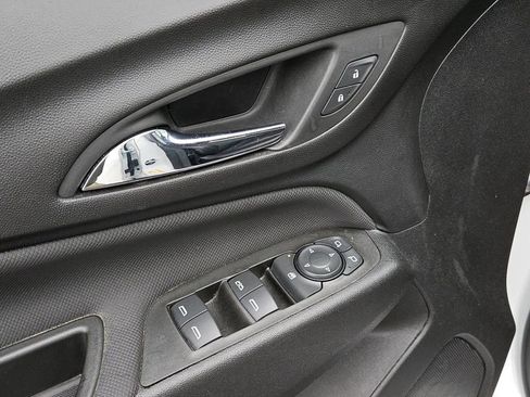 Certified 2022 Chevrolet Equinox RS w/ RS Leather Package image 21