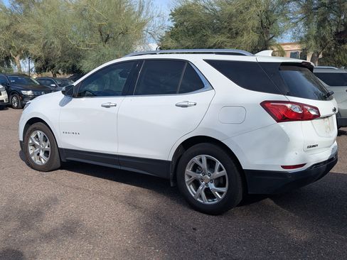 Used 2018 Chevrolet Equinox Premier image 4