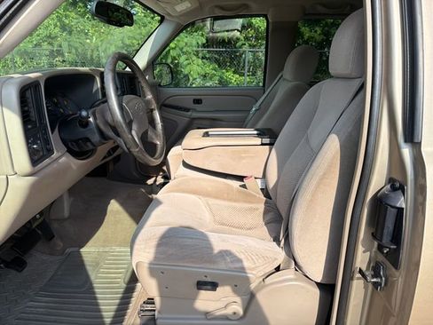 Used 2004 Chevrolet Silverado 1500 LS w/ Light Duty Power Package RWD image 11