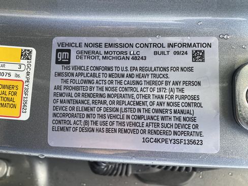 Used 2025 Chevrolet Silverado 2500 LTZ w/ LTZ Premium Package image 44