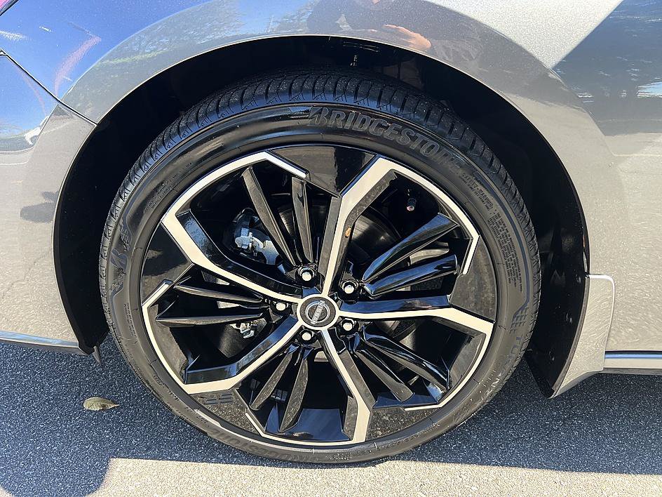 Certified 2024 Nissan Altima 2.5 SR FWD image 9