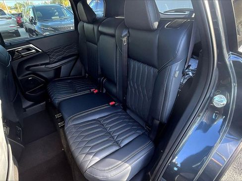 New 2025 Mitsubishi Outlander SEL image 10