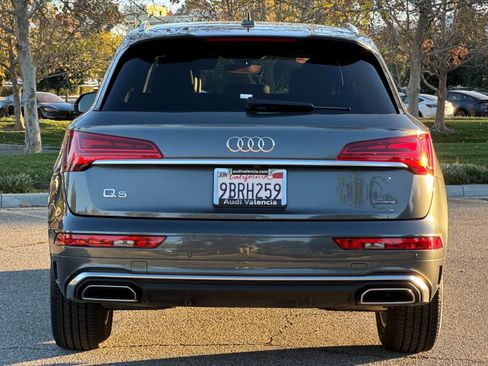 Certified 2022 Audi Q5 2.0T Premium w/ Convenience Package image 5