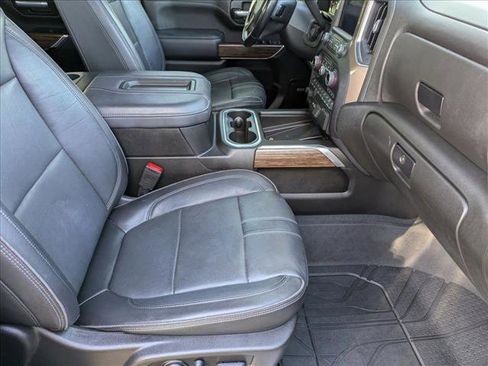 Used 2022 Chevrolet Silverado 2500 High Country w/ Z71 Off-Road Package image 20