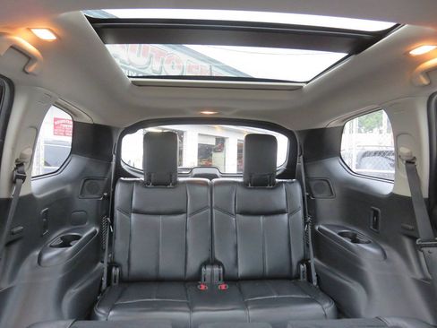 Used 2015 Nissan Pathfinder SL w/ SL Premium Package AWD/4WD image 24