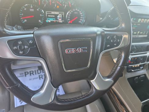Used 2019 GMC Yukon SLT image 23