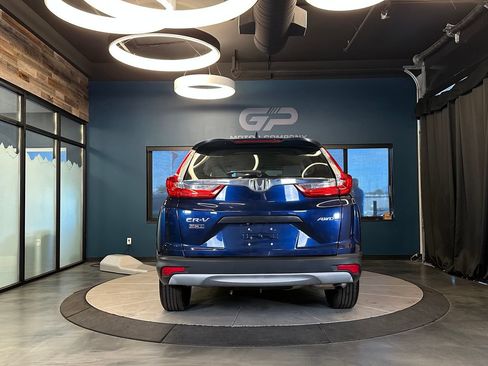 Used 2017 Honda CR-V LX image 4