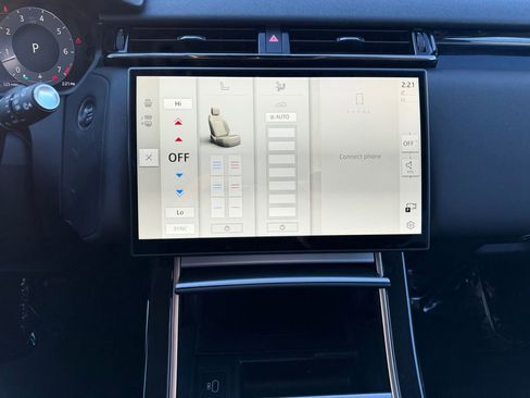 Used 2024 Land Rover Range Rover Velar S image 21