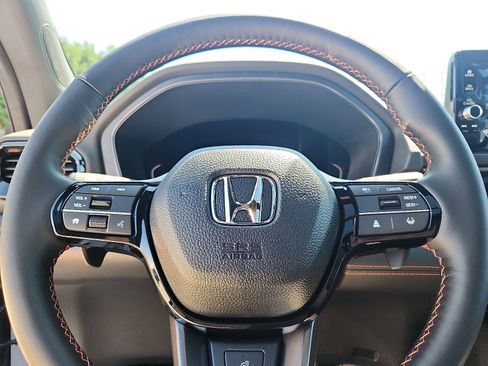 New 2025 Honda Pilot TrailSport image 14