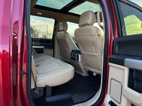 Used 2019 Ford F250 Lariat w/ Lariat Ultimate Package image 31