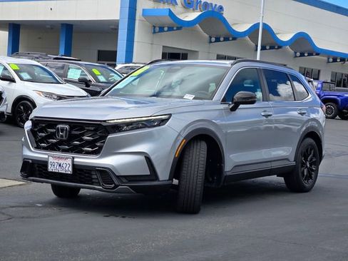Used 2025 Honda CR-V Sport image 8