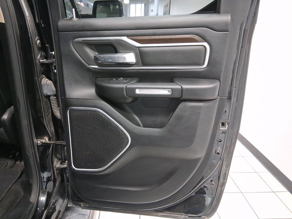 Used 2021 RAM 1500 Laramie AWD/4WD image 35