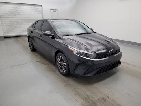 Used 2024 Kia Forte LXS FWD image 13