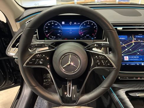 Used 2026 Mercedes-Benz E 350 4MATIC Sedan image 19