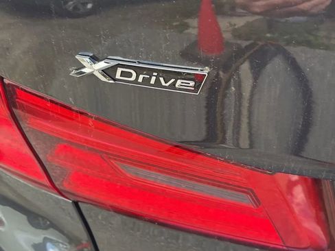 Used 2018 BMW 540i xDrive AWD/4WD image 21