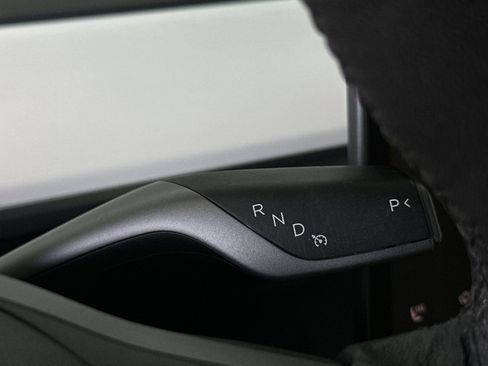 Used 2022 Tesla Model 3 image 21