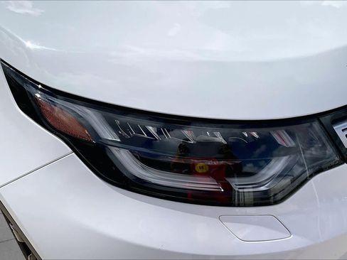 Used 2018 Land Rover Discovery HSE Luxury AWD/4WD image 28