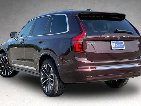 New 2026 Volvo XC90 B5 Plus w/ Protection Package Premier AWD/4WD image 3