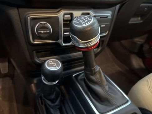 Used 2021 Jeep Wrangler Unlimited Sport image 6