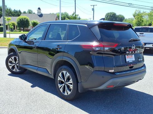 Used 2023 Nissan Rogue SV AWD/4WD image 6