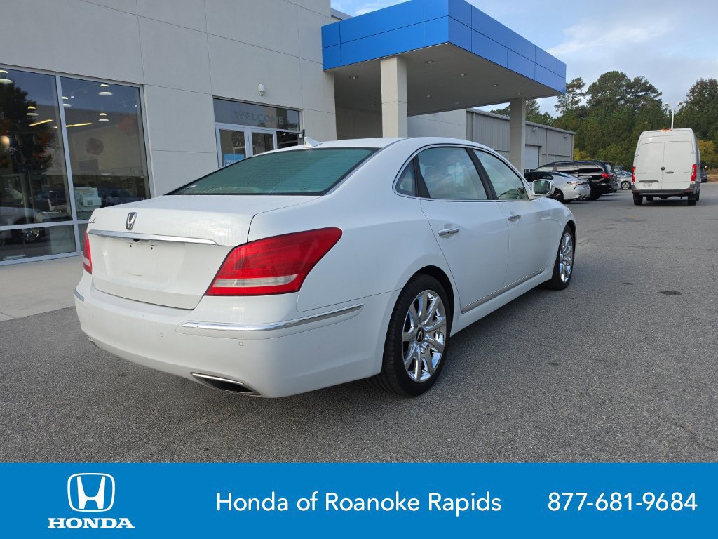 Used 2012 Hyundai Equus Signature RWD image 5