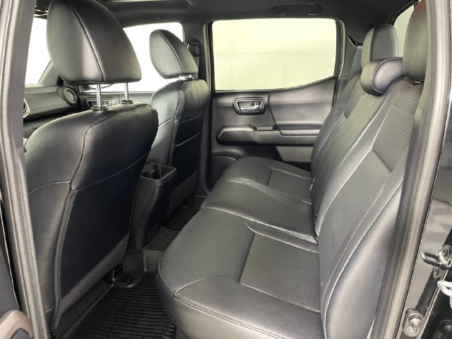 Used 2021 Toyota Tacoma Limited AWD/4WD image 20