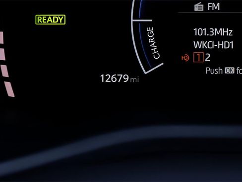 Certified 2025 Toyota Camry SE w/ Convenience Package image 32