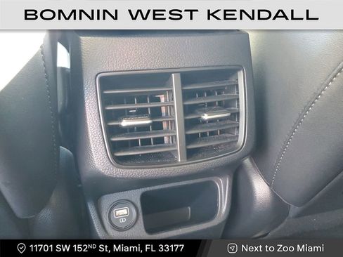 Used 2023 Kia Seltos EX image 16