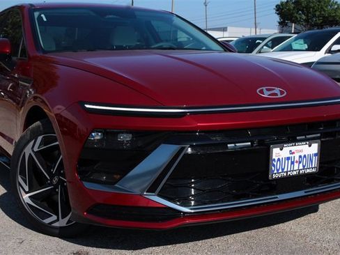 New 2026 Hyundai Sonata SEL image 3