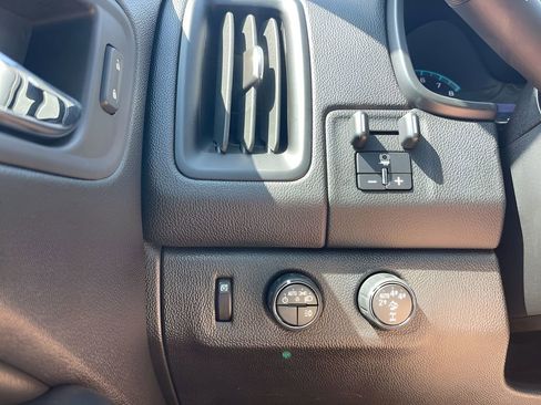 Used 2020 Chevrolet Colorado ZR2 w/ ZR2 Midnight Special Edition AWD/4WD image 21
