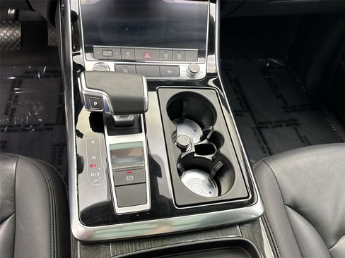 Used 2021 Audi Q7 3.0T Premium Plus image 23