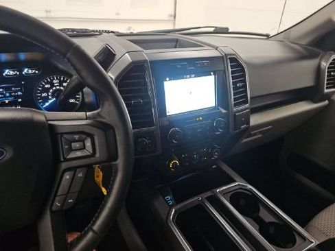 Used 2018 Ford F150 XLT w/ Equipment Group 302A Luxury AWD/4WD image 11