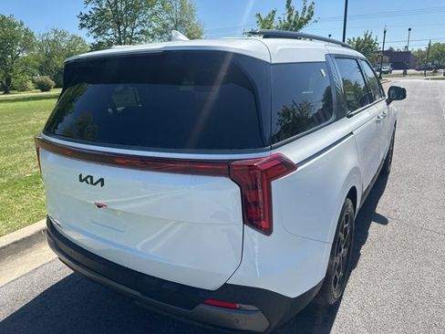 New 2026 Kia Carnival SX w/ SX Dark Edition Package FWD image 22