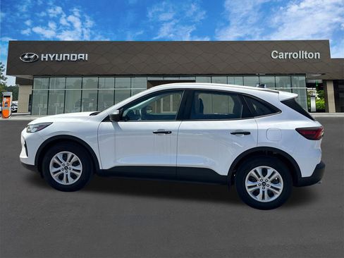 Used 2023 Ford Escape FWD image 8