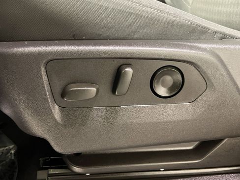 Used 2024 GMC Sierra 1500 Elevation image 23