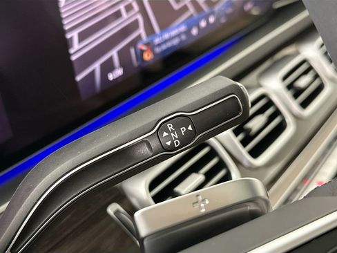 New 2026 Mercedes-Benz GLE 450 4MATIC image 17
