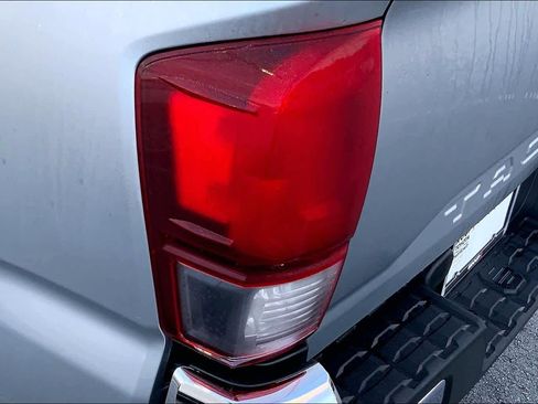 Used 2022 Toyota Tacoma SR5 image 27