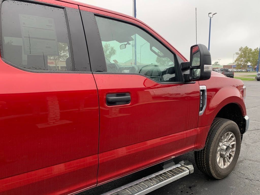 Certified 2022 Ford F350 XLT AWD/4WD image 18