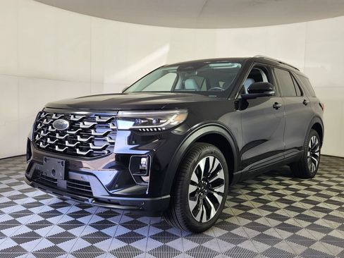 Used 2026 Ford Explorer Platinum w/ LUX Leather Package AWD/4WD image 3