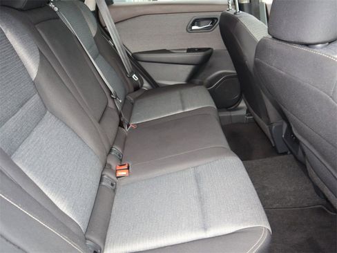 Certified 2023 Nissan Rogue SV image 28