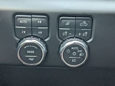 Used 2024 GMC Sierra 2500 Denali Ultimate AWD/4WD image 29