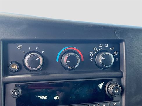 Used 2024 Chevrolet Express 2500 Work Van w/ Driver Convenience Package image 15