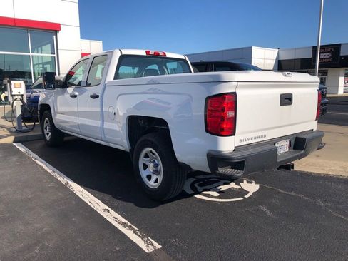 Used 2015 Chevrolet Silverado 1500 W/T w/ Trailering Package image 3