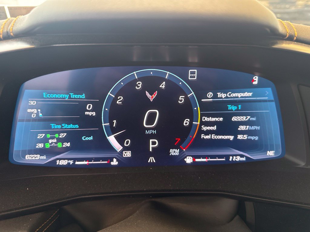 Used 2020 Chevrolet Corvette Stingray Preferred Cpe w/ 2LT Preferred Equipment Group RWD image 17
